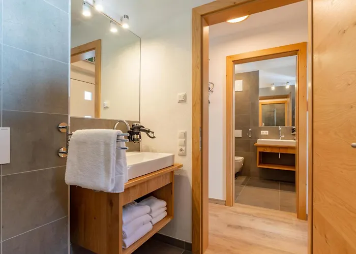 Felsener Wald * Wald im Pinzgau