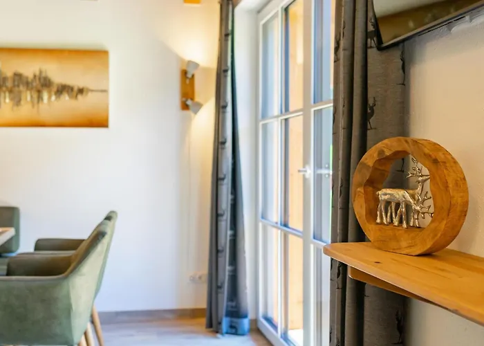 Felsener Wald Dağ evi *